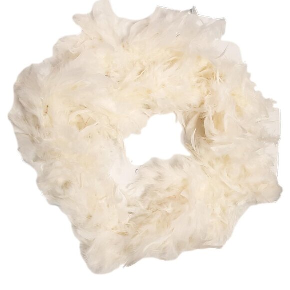 Eggshell Off White 3 Ct Chandelle Feather Boa 45 gm 2 yds - Picture 1 of 2